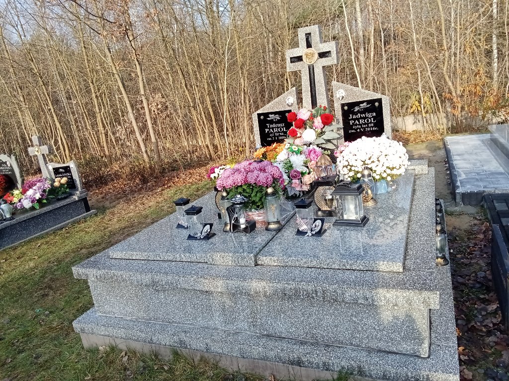Grób Tadeusz Parol